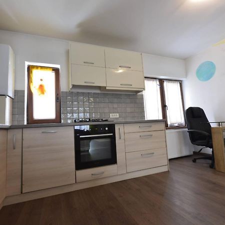 Apartament Astra Bn70 Appartement Braşov Buitenkant foto